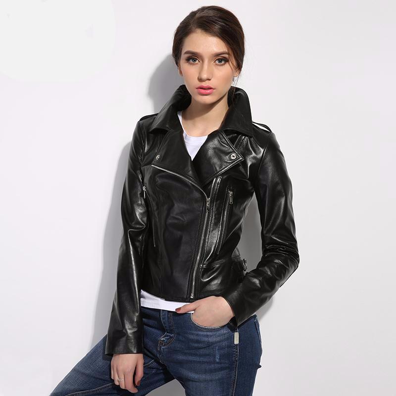 Choosing the Best Warm Leather Jacket for Women For Extreme Cold | Fit Coat